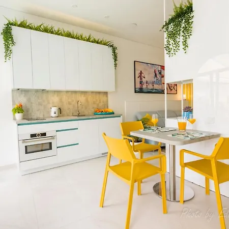 Richmood Apartments - Coast Apartment